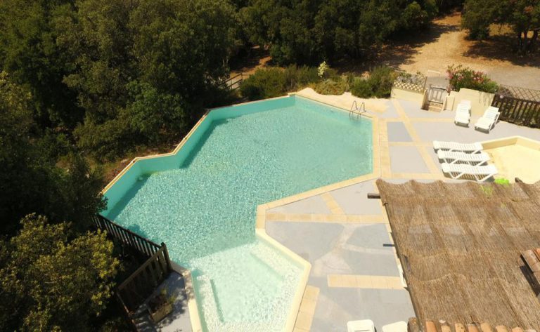 Camping Ibie Ardeche zwembad 3 768x473