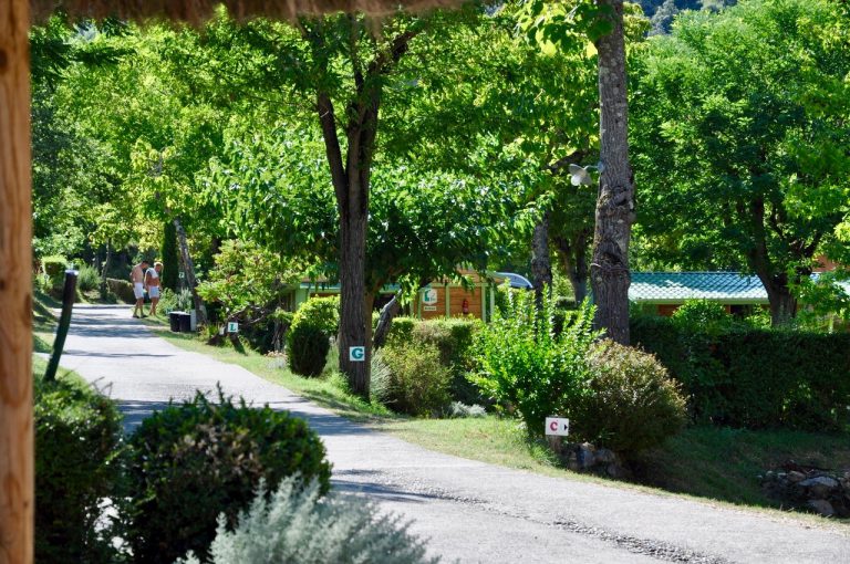 Camping Iserand Calme et Nature Ardeche staanplaatsen 768x510
