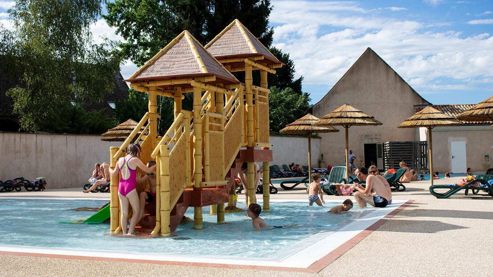 Camping Château de l'Epervière in Gigny-sur-Saône photo 5