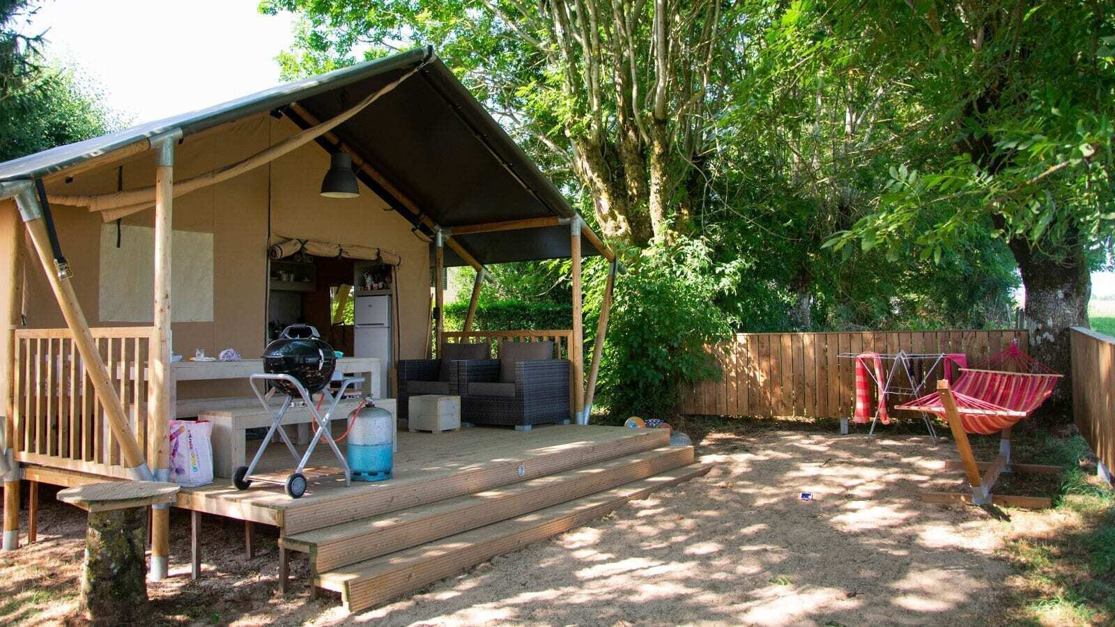 Camping Les Genêts in Salles-Curan photo 4