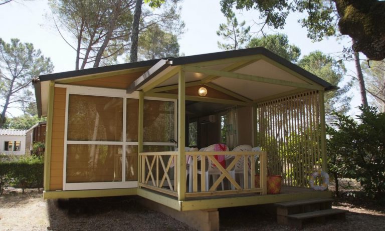 Camping Lou Cantaire chalet huren 768x461