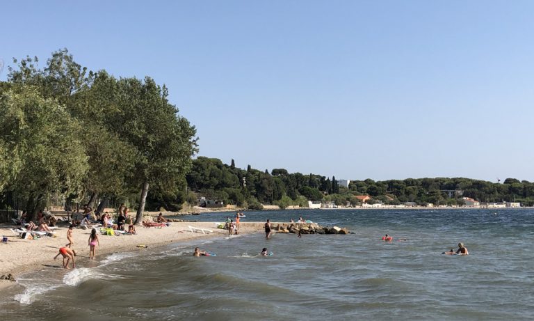 Camping Marina Plage strand 768x461