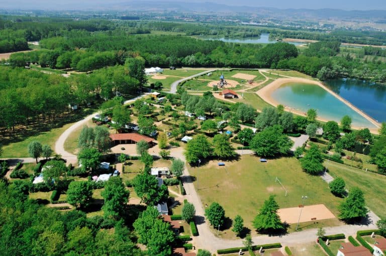 Camping du Lac in Cormoranche sur Saône 768x510
