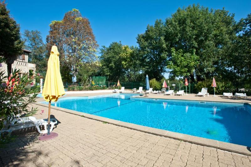 Camping Le Domaine Du Castex in Aignan, Occitania, France photo 4