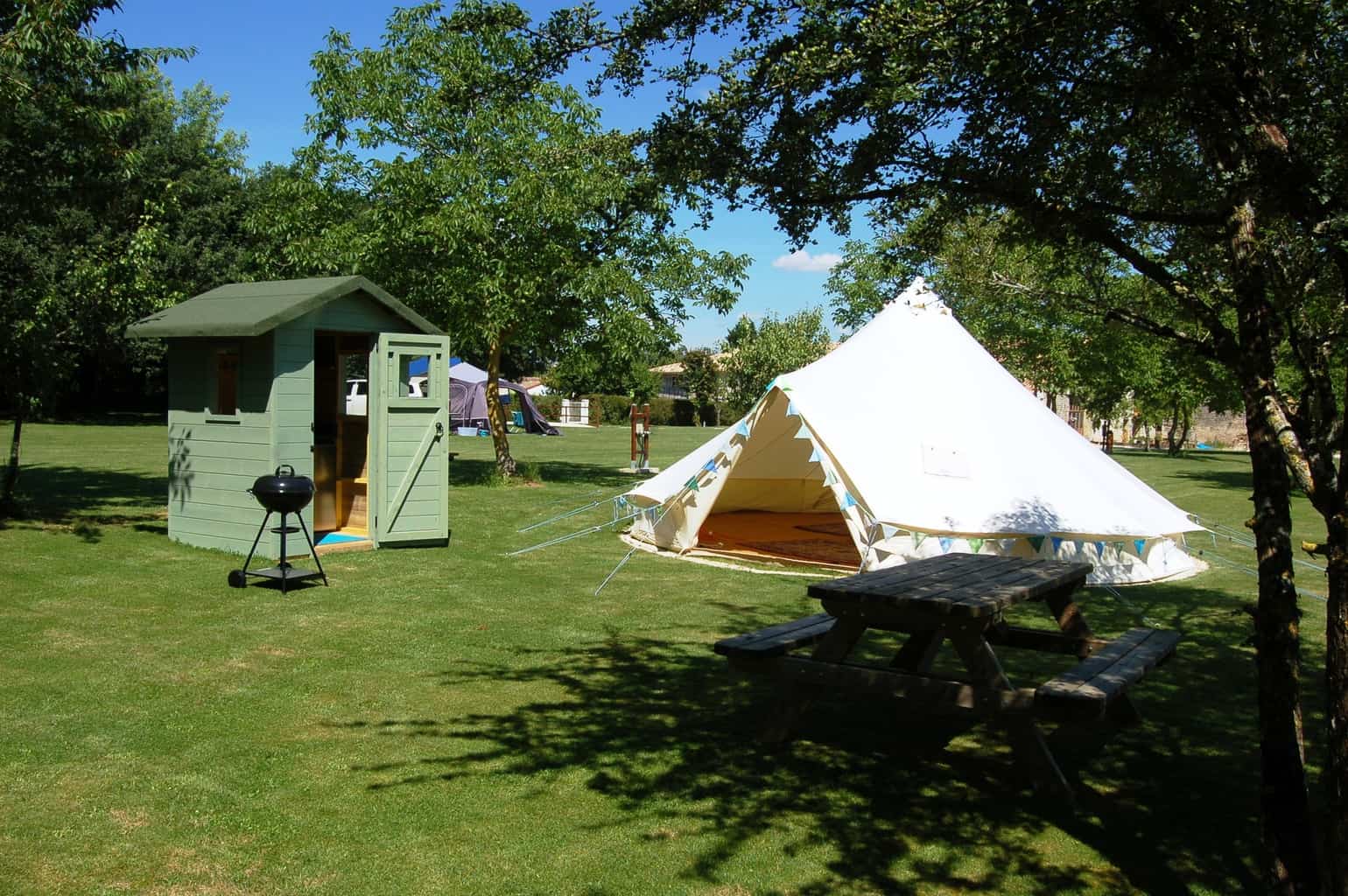 Camping La Forêt De Tessé in La Forêt-de-Tessé, Nouvelle-Aquitaine, France - Photo 3