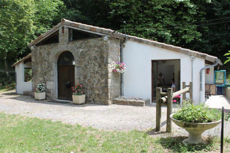 Camping Le Pré Coulet receptie 768x512
