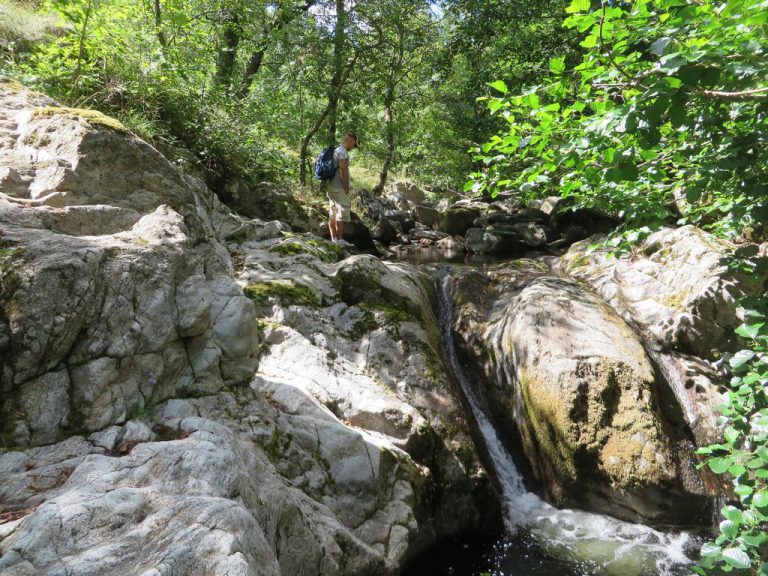Camping Le Pré Coulet wandelen 768x576