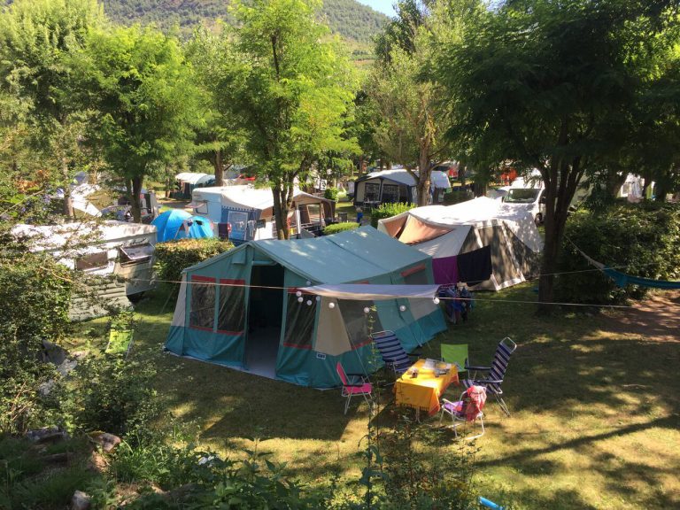 Camping Les Prades staanplaatsen 768x576