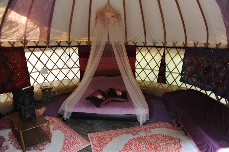 Camping Mille Etoiles Ardeche yurts 768x511