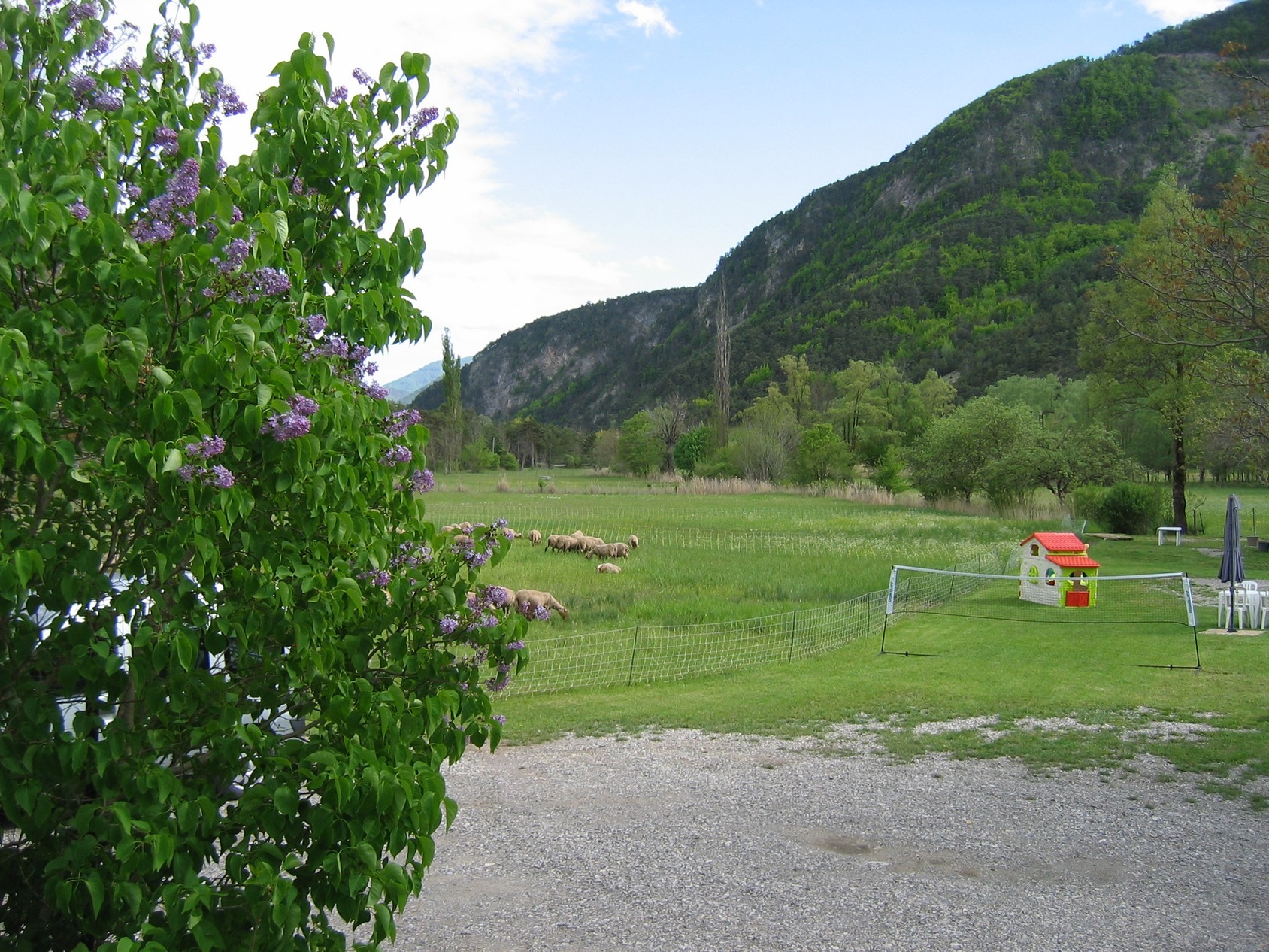 Camping Les Prés in Veynes, Provence-Alpes-Côte d'Azur, France photo 5