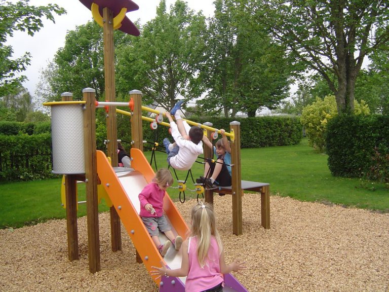 Camping de Keralouet Bretagne speeltuin 768x576