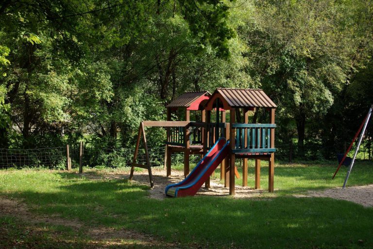 Camping du Ruisseau du Treil speeltuin 768x514