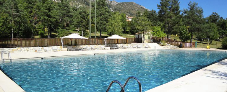 Naturistencamping Le Haut Chandelalar 768x312