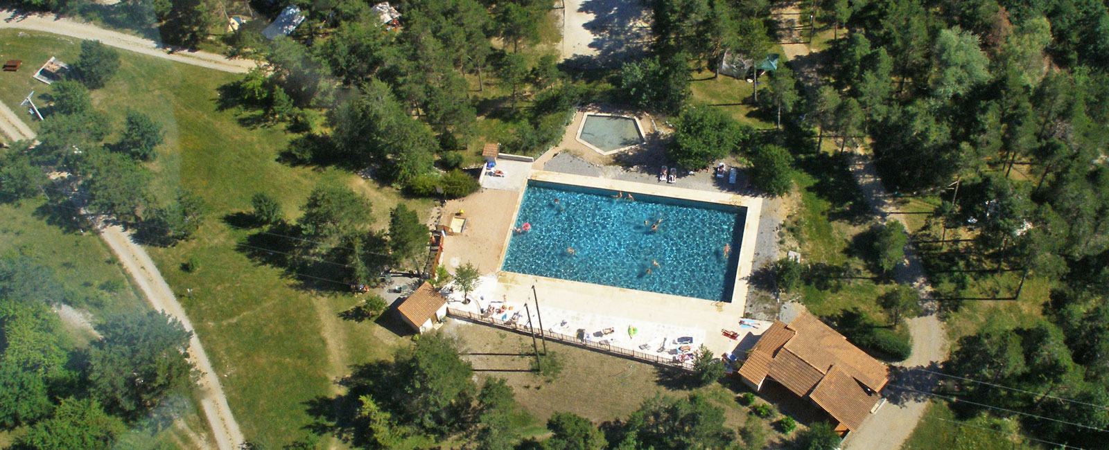 Naturist campsite Le Haut Chandelalar in Briançonnet photo 5
