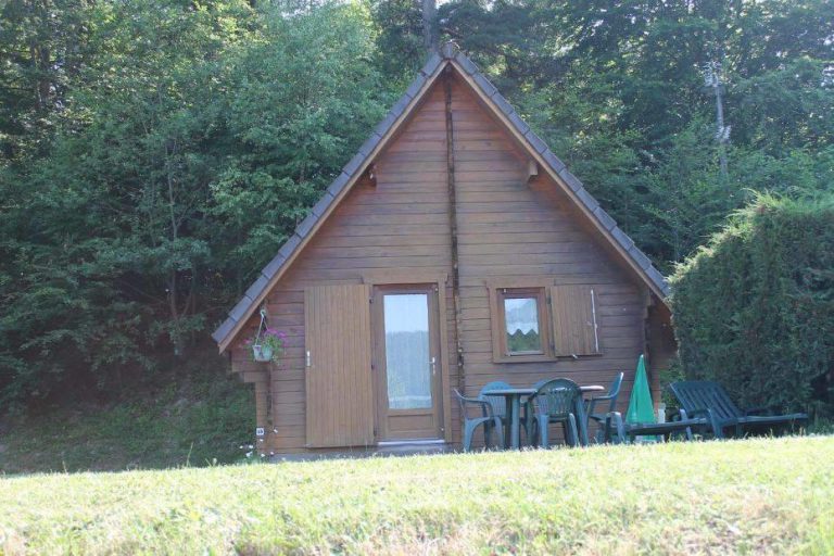 Camping Les Fougères chalet huren 768x512