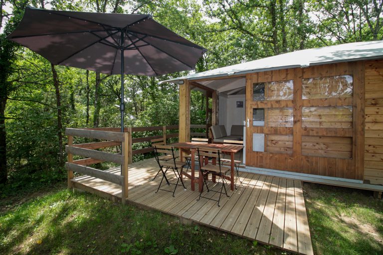 Camping Les Hirondelles chalet 768x512