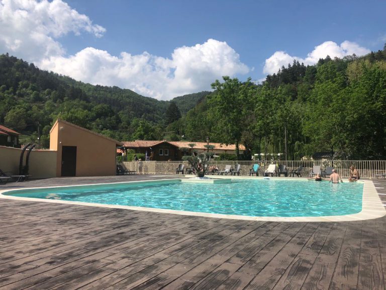 Camping De Retourtour Ardeche zwembad 1 768x576