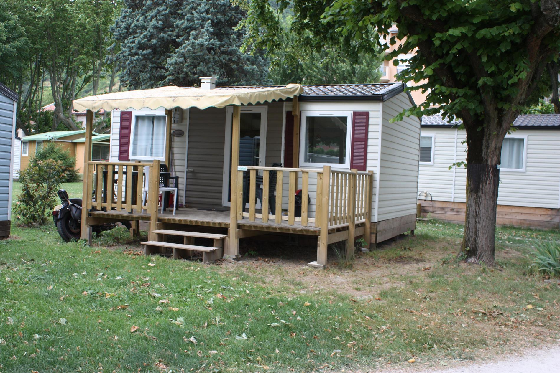Camping Le Rhône - A7 transit campground - 17 kilometers from Valence. 24/7 photo 4