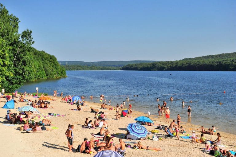 lac des vieilles forges camping 768x511