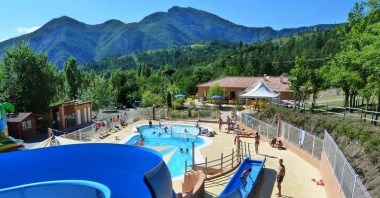 00000557270 1 768x401