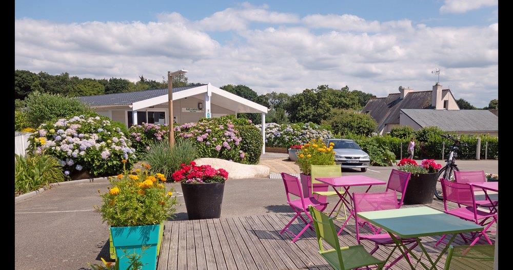 Flower Camping Le Kerleyou in Douarnenez, Brittany, France - Photo 2